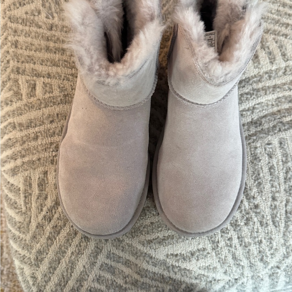 UGG Women's Gray Boots